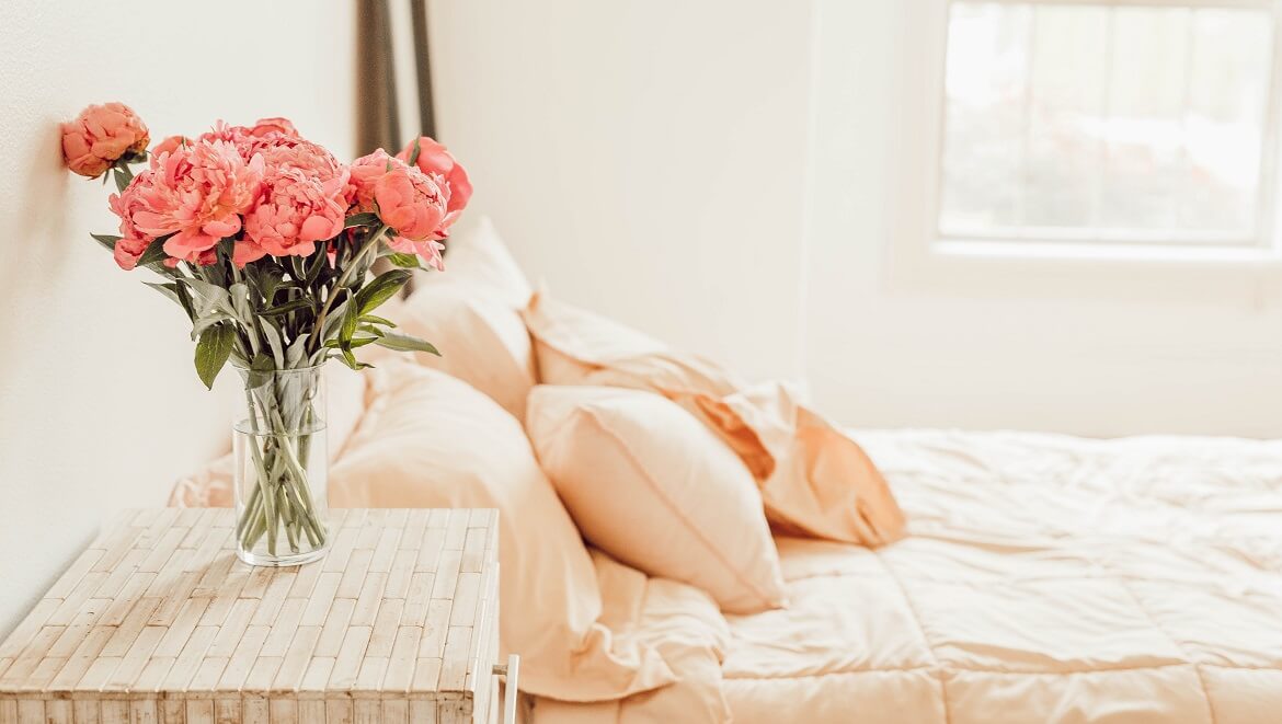 dormitorio-con-flores